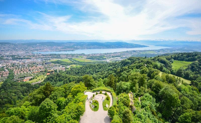 Núi Uetliberg