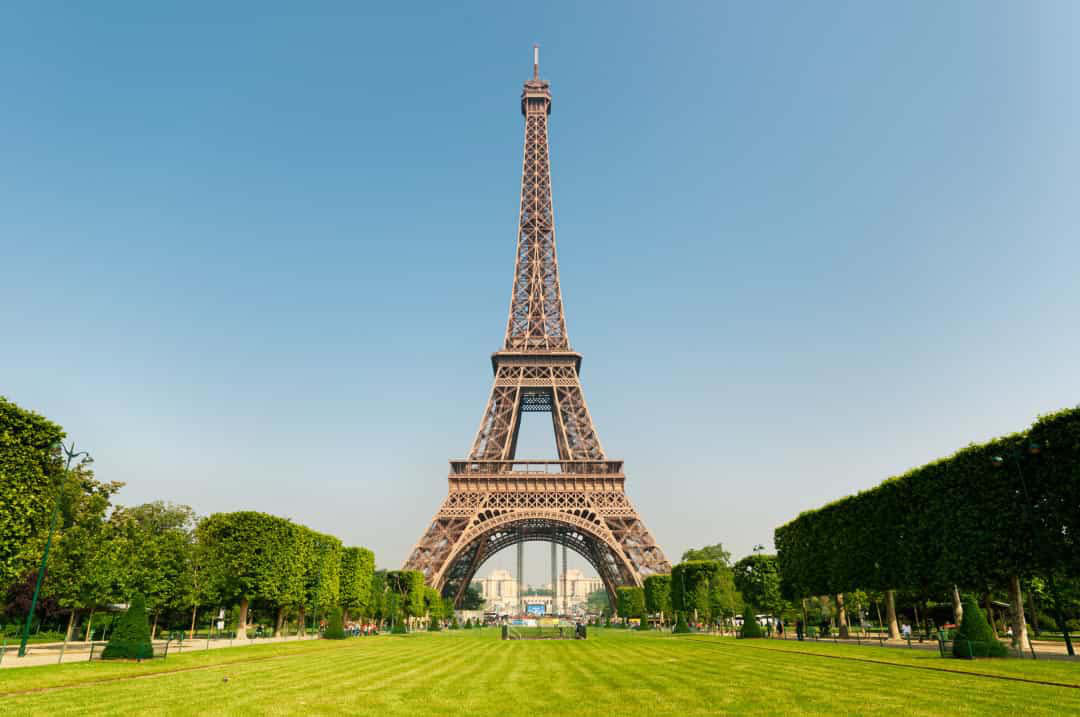 tháp eiffel