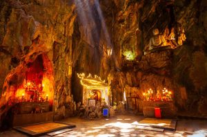 Huyen Khong Cave