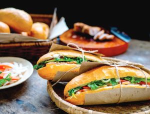 bánh mì(French baguettes with Vietnamese ingredients)