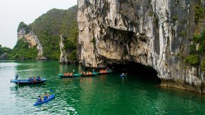 Bai Tu Long Bay