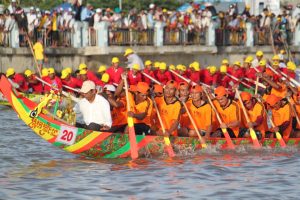 Chol Chnam Thmay (Khmer New Year)