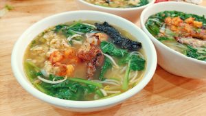 Seafood Rice Noodle Soup (Bún Hải Sản)