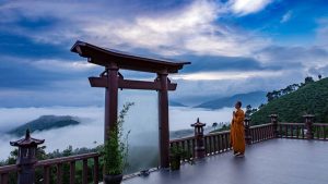 Linh Quy Pháp Ấn Pagoda-Bao Loc tour guide