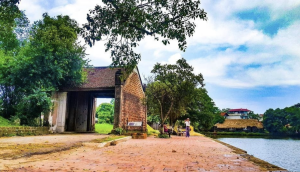 Duong Lam Ancient Village
