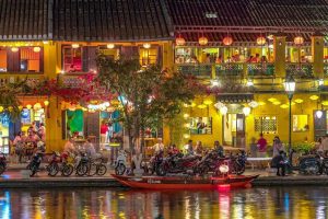 4. Hội An – Join the Enchanting Lantern Festival New Year's Holiday 2025