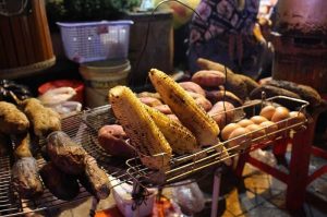 Ngô Nướng, Khoai Nướng (Grilled Corn and Sweet Potatoes)-Hanoi's must-try winter treats